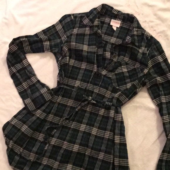 SOLD Isabel maternity flannel tunic - Picture 2 of 6